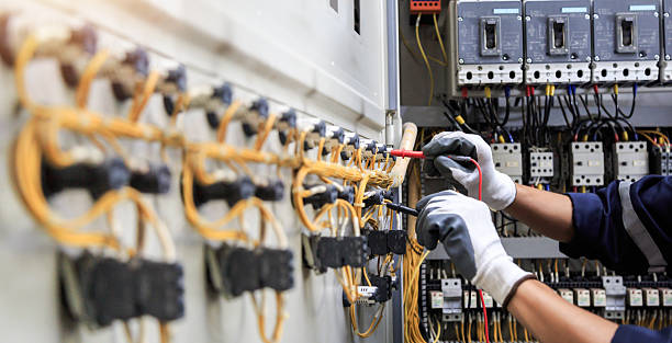 Professional Electrician technician working in Valley Center, KS